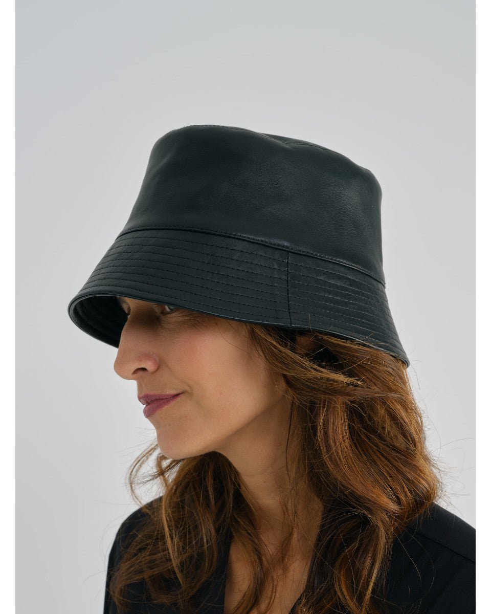 BOB EN CUIR NOIR