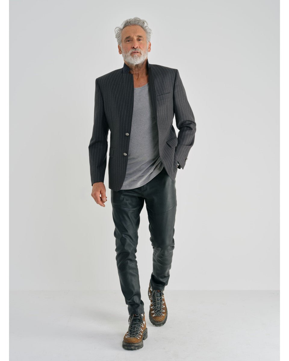 PANTALON EN CUIR NOIR