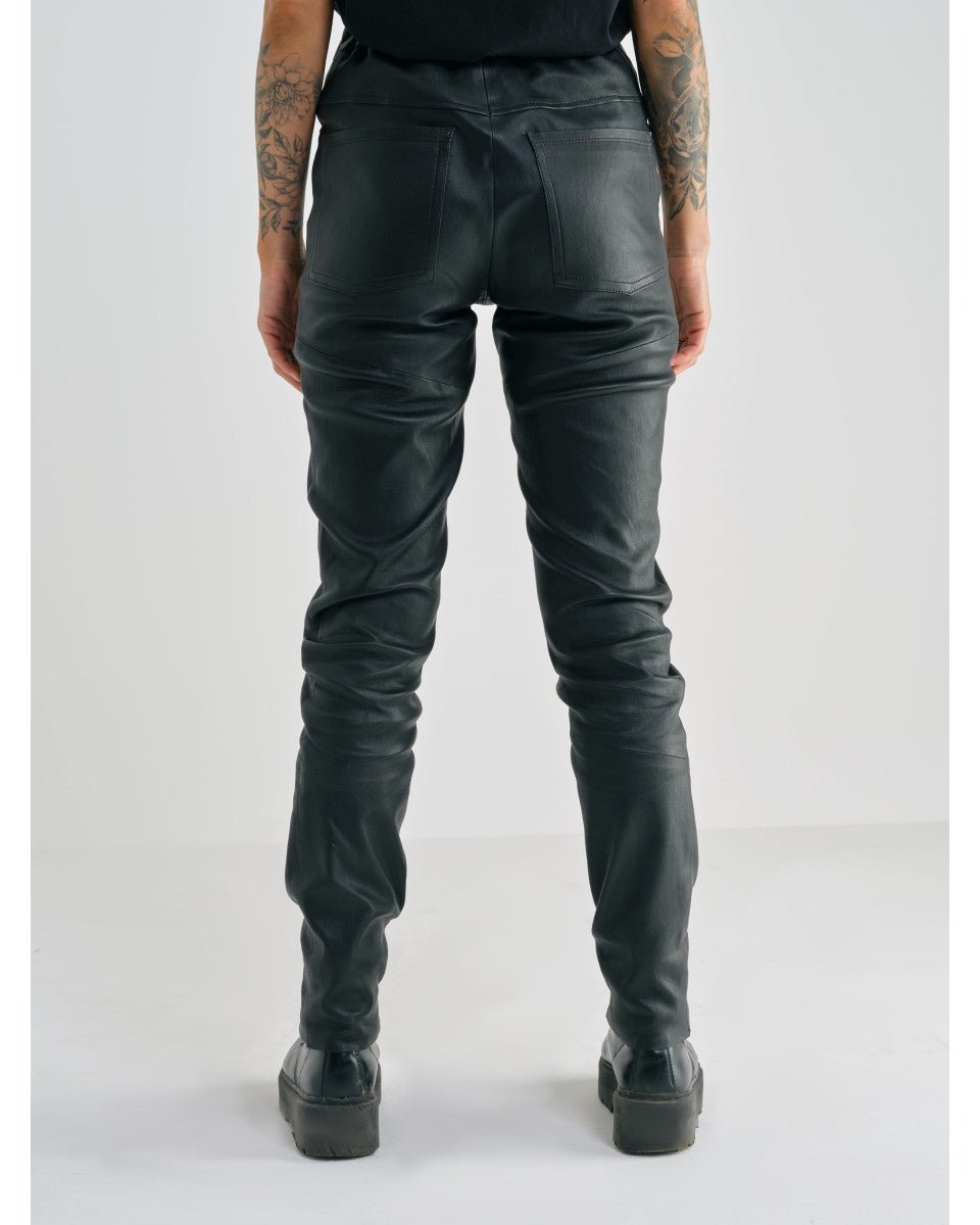 PANTALON EN CUIR NOIR