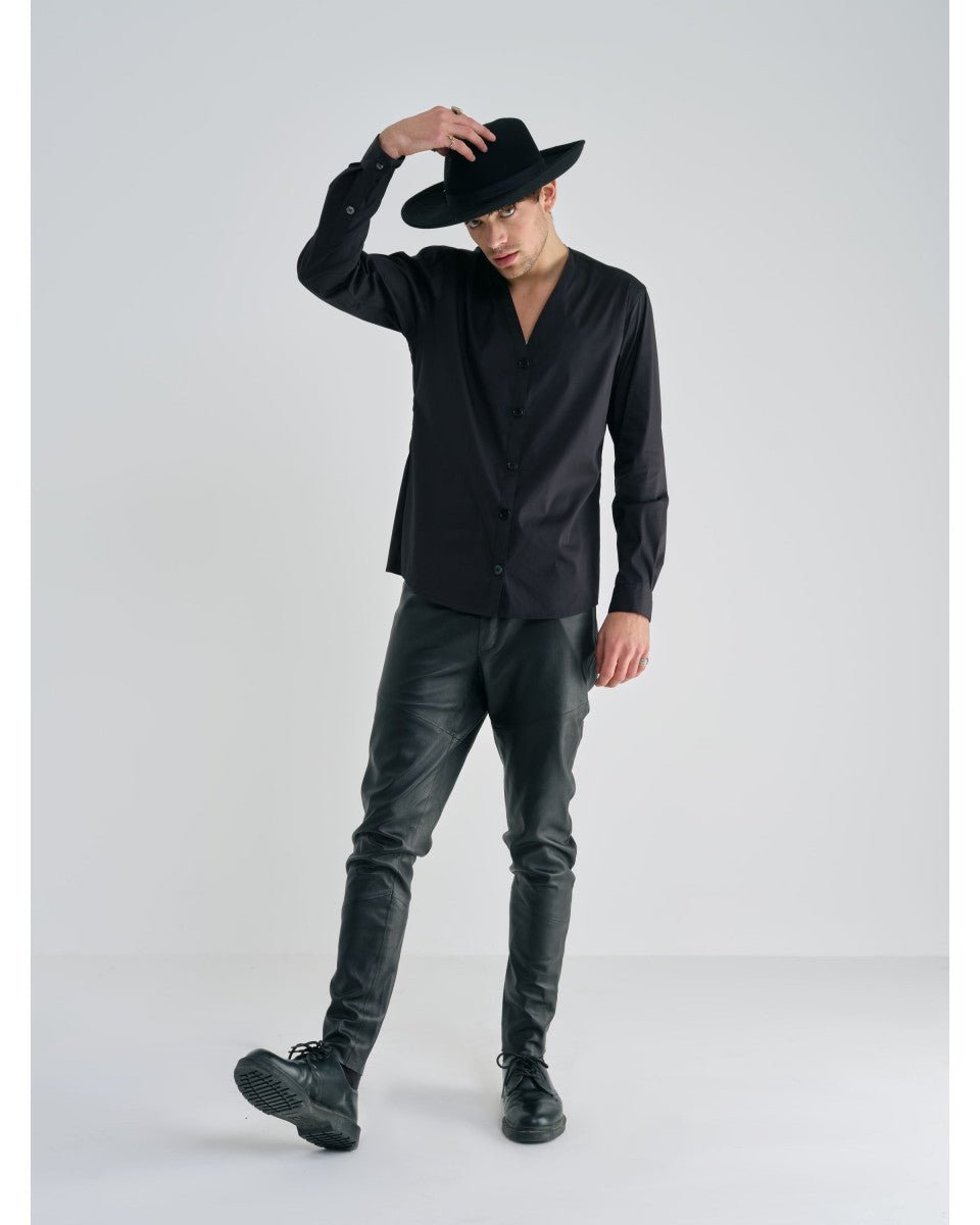 PANTALON EN CUIR NOIR